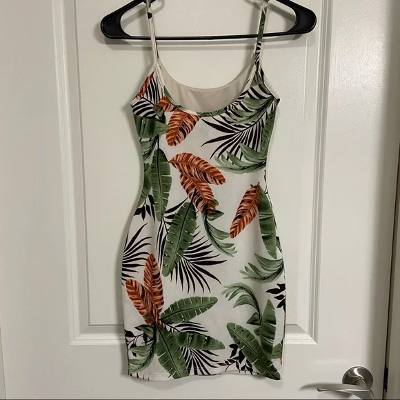 Tropical Print Bodycon Dress - Picture 2 of 2